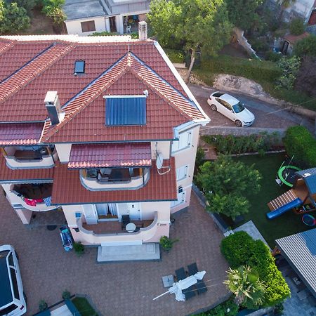 Apartmani Andiks Dramalj Ngoại thất bức ảnh