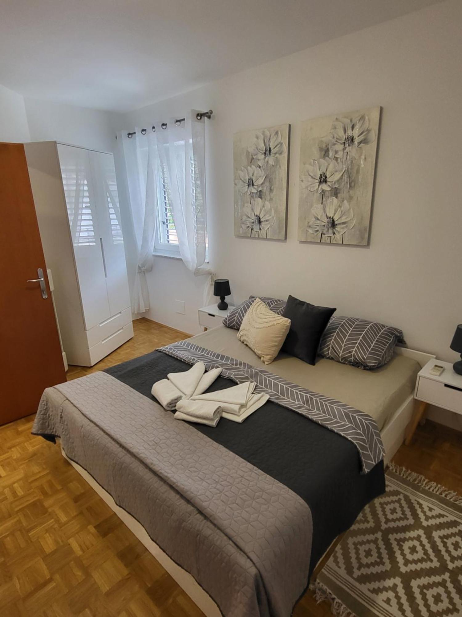 Apartmani Andiks Dramalj Ngoại thất bức ảnh