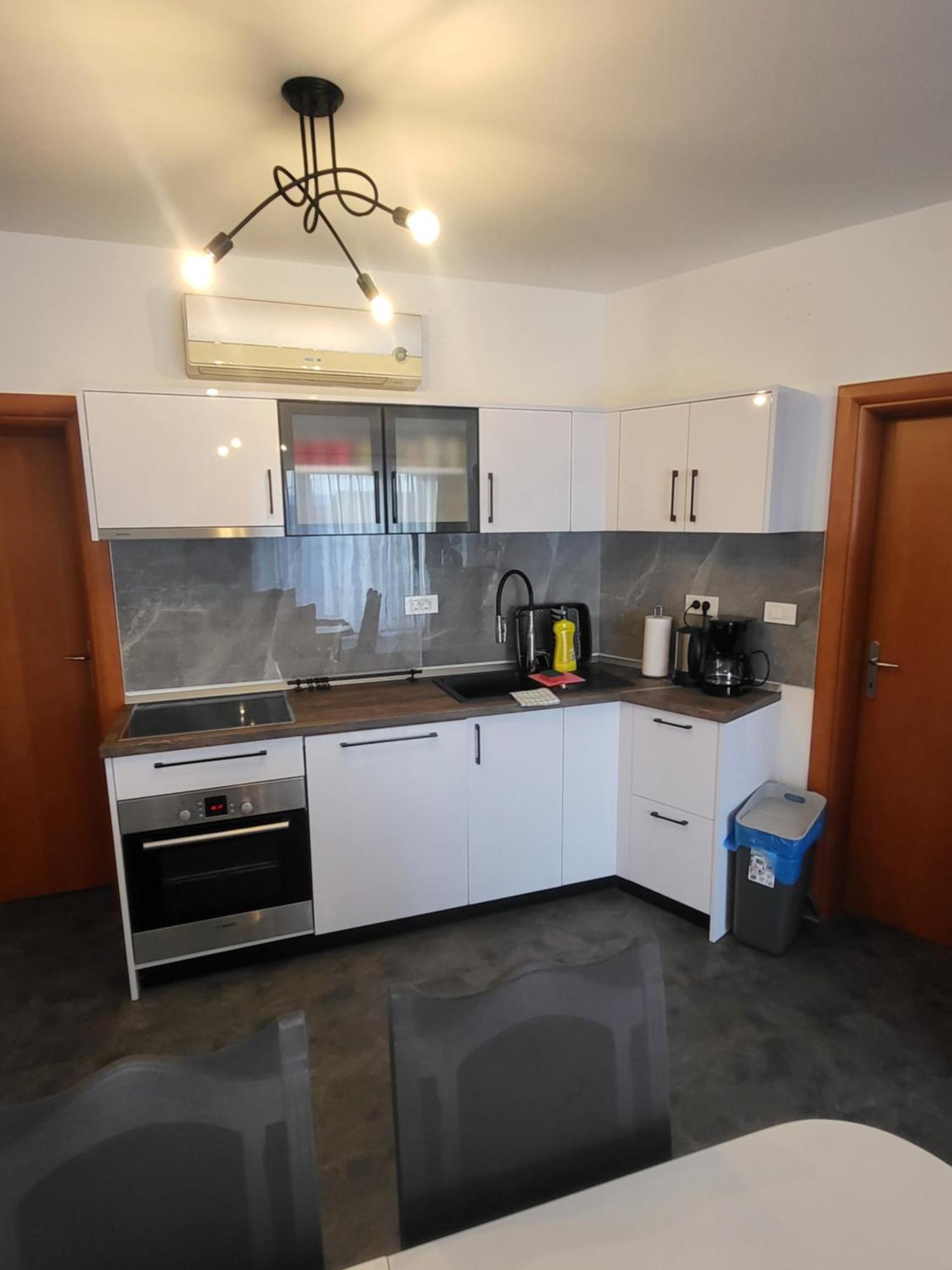 Apartmani Andiks Dramalj Ngoại thất bức ảnh