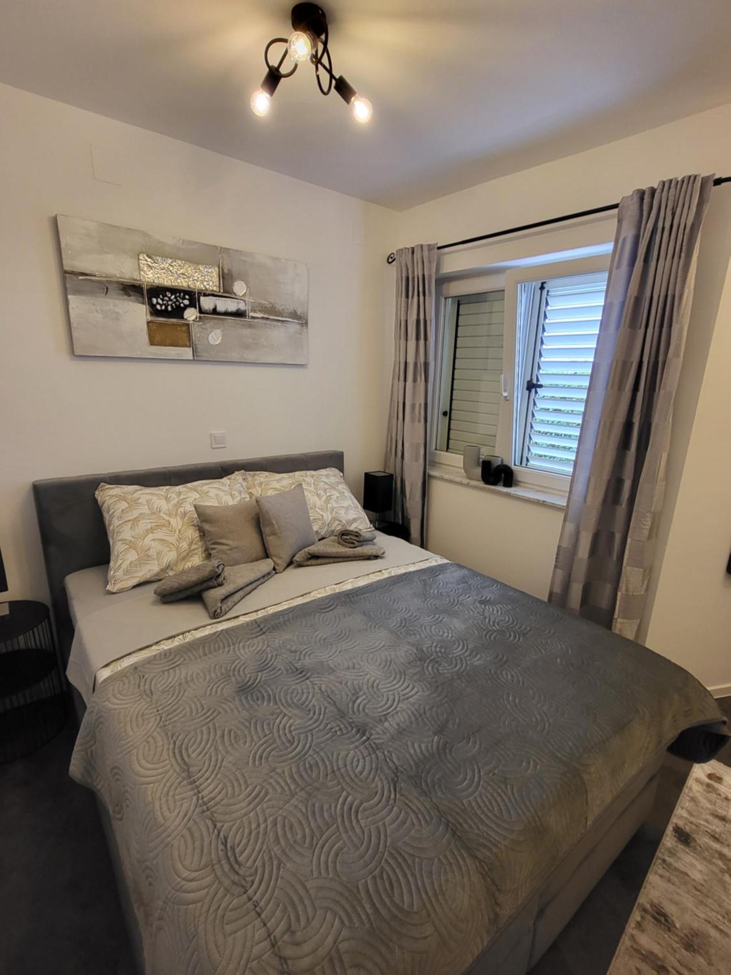 Apartmani Andiks Dramalj Ngoại thất bức ảnh